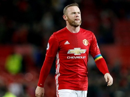 Một loạt cựu cầu thủ Man United khuyên Rooney đừng sang Trung Quốc