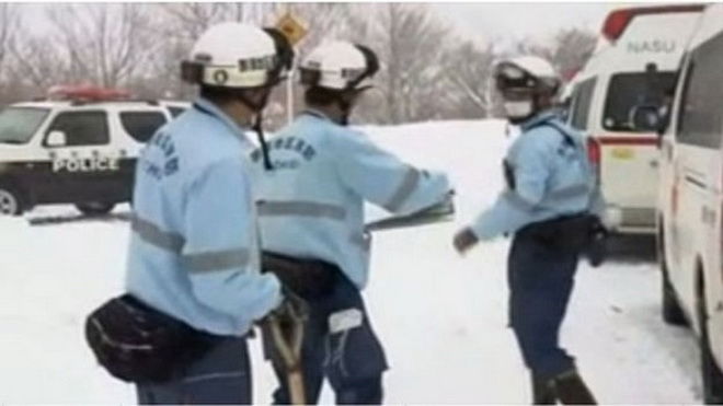 Lở tuyết ở Nhật Bản, 8 học sinh bị chôn vùi, nhiều người mất tích