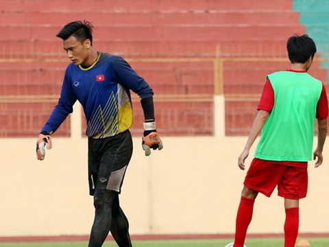 U20 Việt Nam mất thủ thành số một, cựu sao Chelsea tới Indonesia