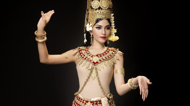 Trương Thị May xinh đẹp hóa thân vũ nữ Apsara mừng tết Khmer