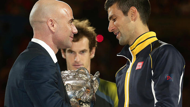 Andre Agassi, món quà tuyệt vời nhất cho tuổi 30 của Djokovic