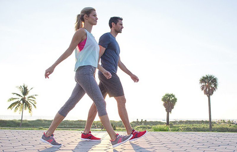 Đi bộ 10.000 bước mỗi ngày có thể giúp bạn sống lâu hơn, nhưng tốc độ đi như thế nào mới là quan trọng, nghiên cứu mới cho thấy - Ảnh 3.