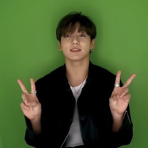 Jungkook BTS lộ rõ tính 'hai mặt' trong loạt ảnh photobooth mới - Ảnh 8.