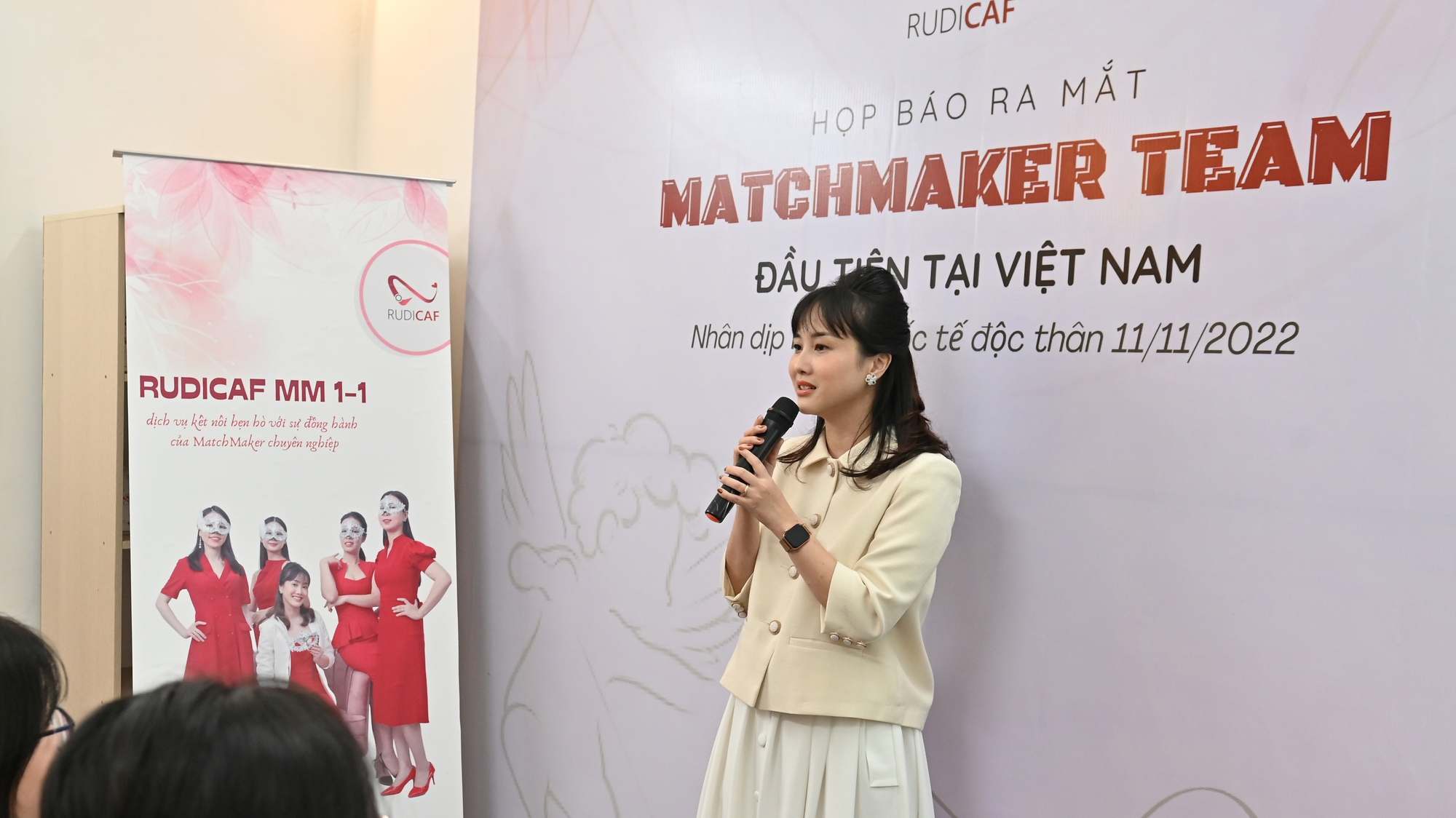 Hẹn hò online hạ nhiệt, cơ hội đầy tiềm năng của những ông mai, bà mối ‘chạy bằng cơm’