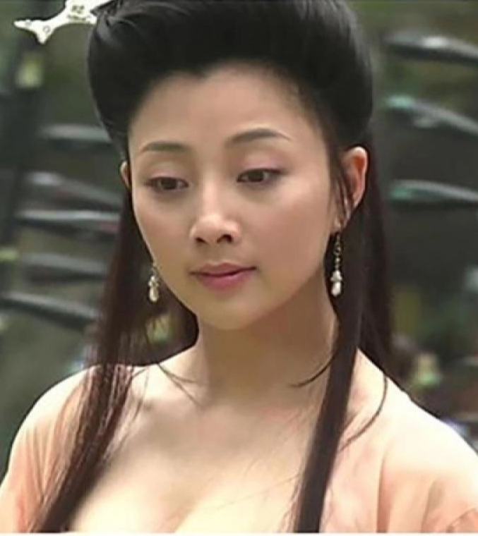 Thị Hậu Kim Ưng Ân Đào: Nàng Dương quý phi xấu nhất màn ảnh Hoa ngữ lột xác ngoạn mục nhưng hôn nhân đầy trắc trở - Ảnh 1.