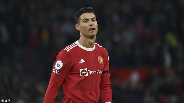 CĐV MU chỉ trích Ronaldo vì cuộc phỏng vấn đầy tranh cãi