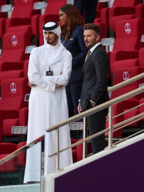 David Beckham phong độ và quyền lực ở tuổi 47: Triệu phú sắp làm “ông nội” vẫn lịch lãm như nam thần, “bỏ túi&quot; thêm hàng triệu đô nhờ World Cup 2022 - Ảnh 5.