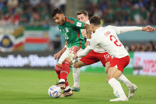 Điểm nhấn Mexico 0-0 Ba Lan: Tâm lí sợ thua, Bảng C cực khó lường - Ảnh 3.