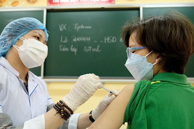 Có gần 500 ca mắc Covid-19 mới, 1 bệnh nhân tại Bình Thuận tử vong‎‎ - Ảnh 1.