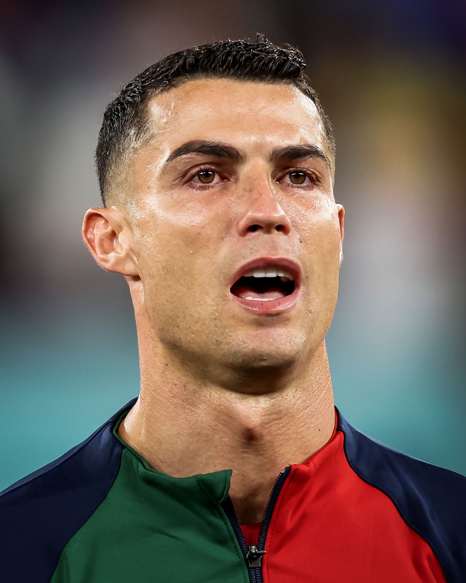 Ronaldo rơi nước mắt trong trận mở màn của Bồ Đào Nha tại World Cup - Ảnh 2.