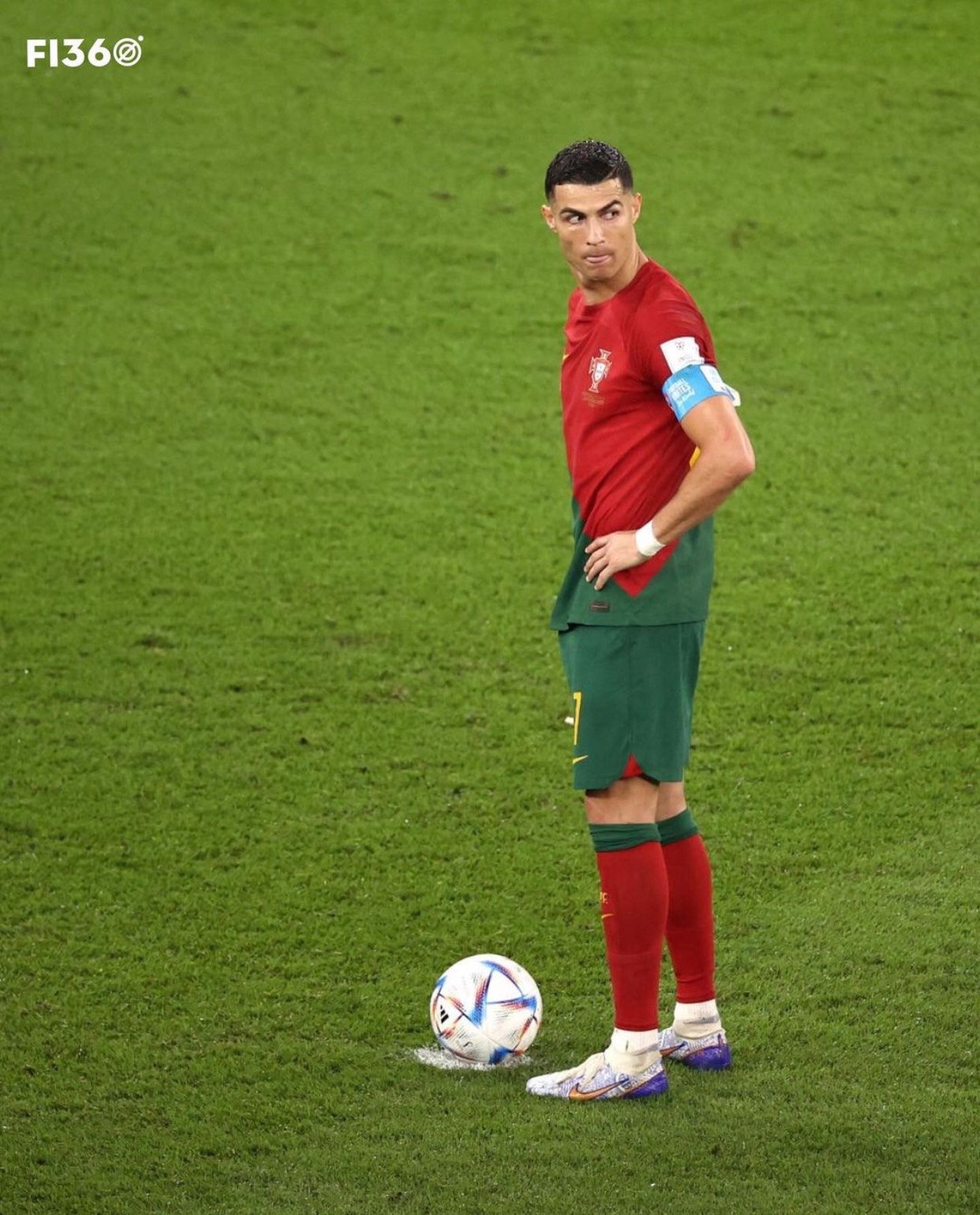 Ronaldo rơi nước mắt trong trận mở màn của Bồ Đào Nha tại World Cup - Ảnh 10.