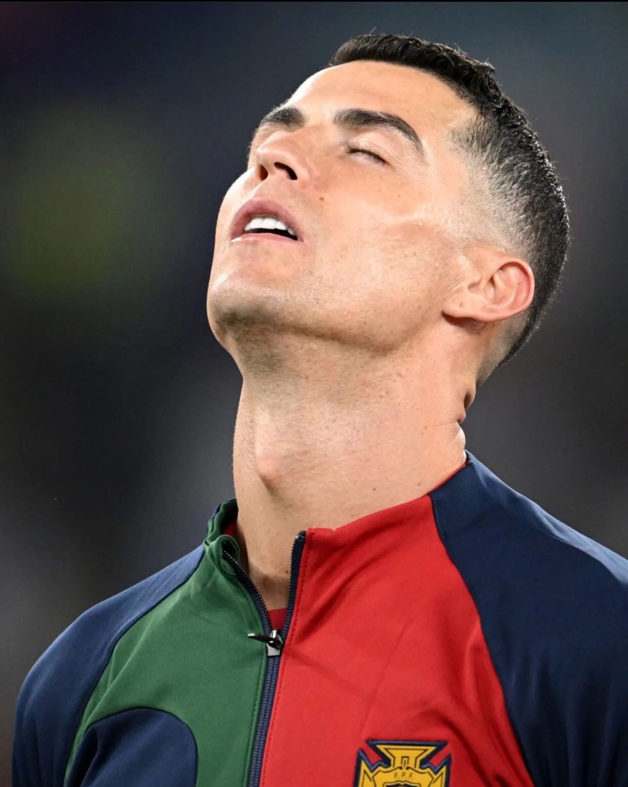 Ronaldo rơi nước mắt trong trận mở màn của Bồ Đào Nha tại World Cup - Ảnh 4.