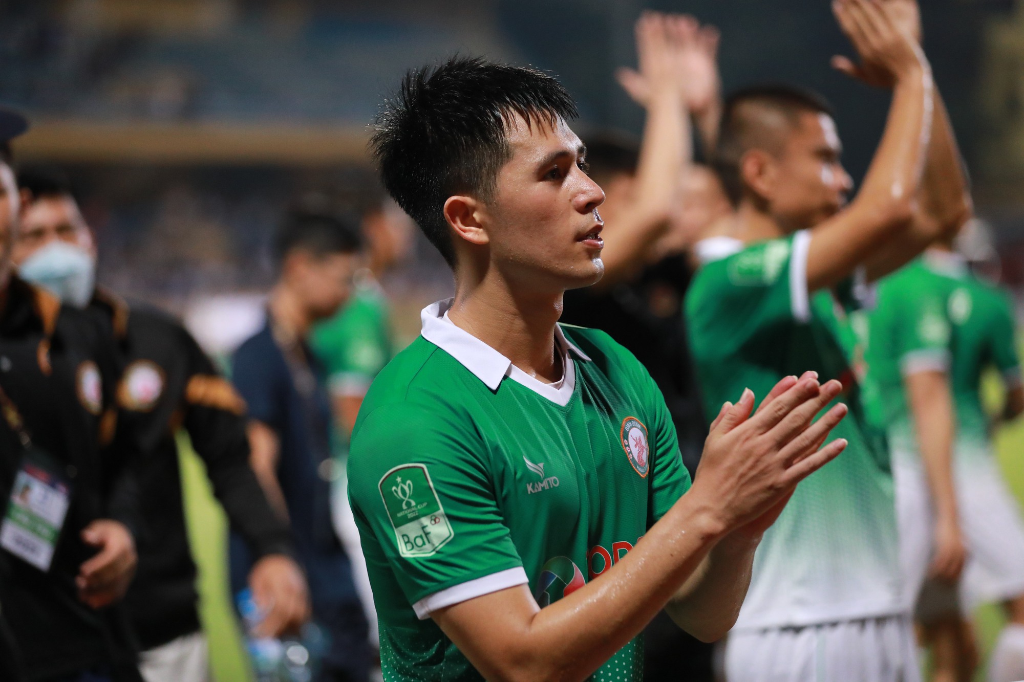Cầu thủ Bình Định ‘rã rời’ sau thất bại tại chung kết Cup QG - Ảnh 9.