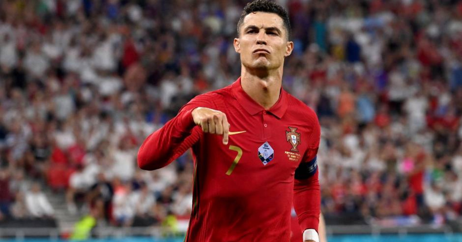 Thủ môn Văn Lâm: ‘Mong Ronaldo và đội Bồ Đào Nha có thứ hạng cao tại World Cup 2022’