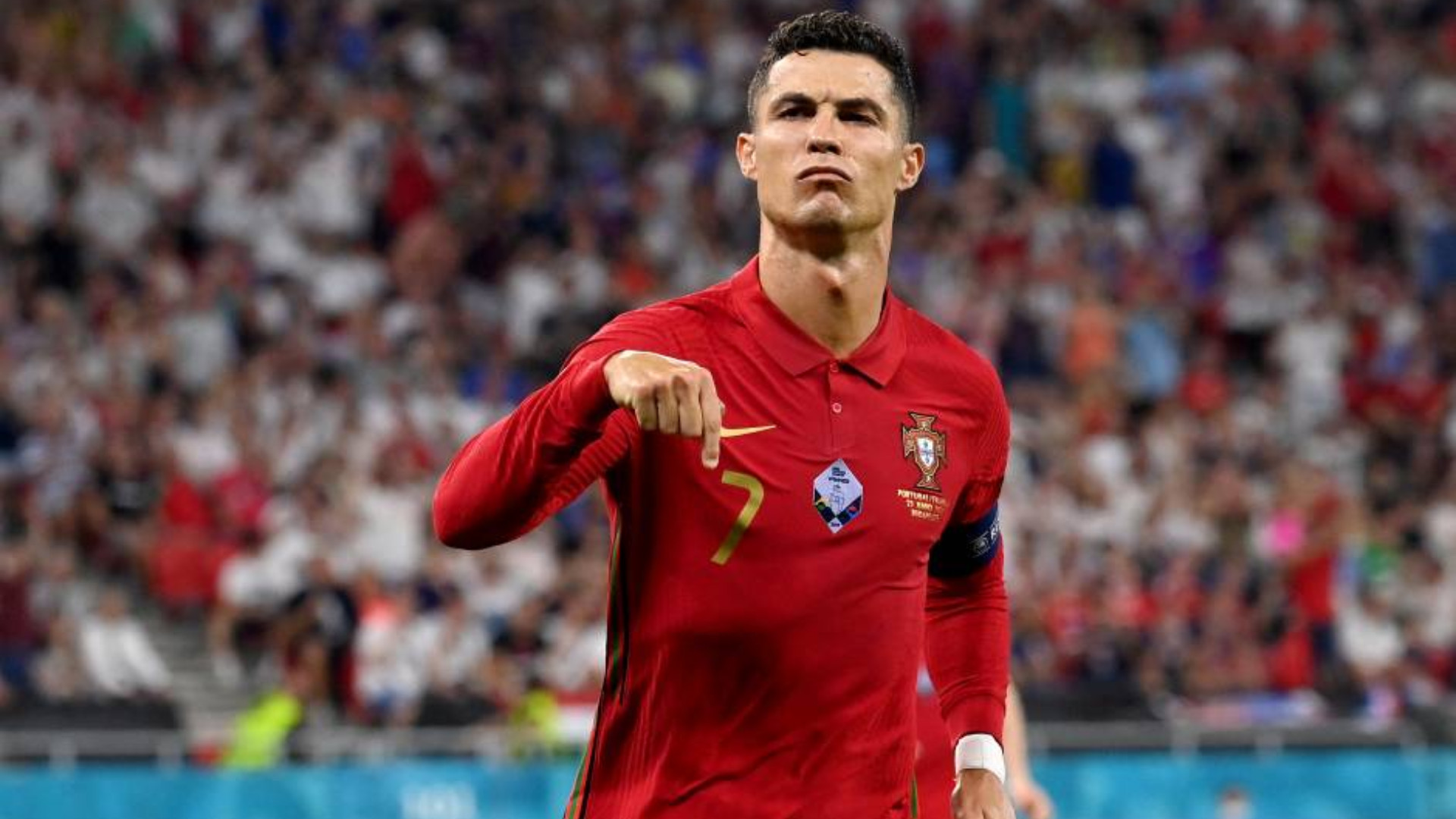 Thủ môn Văn Lâm: ‘Mong Ronaldo và đội Bồ Đào Nha có thứ hạng cao tại World Cup 2022’ - Ảnh 1.