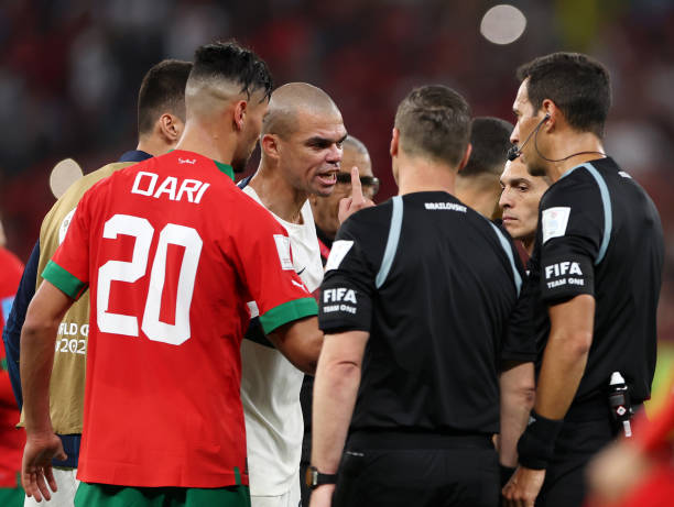 Pepe chỉ trích trọng tài người Argentina sau thất bại của Bồ Đào Nha - Ảnh 2.