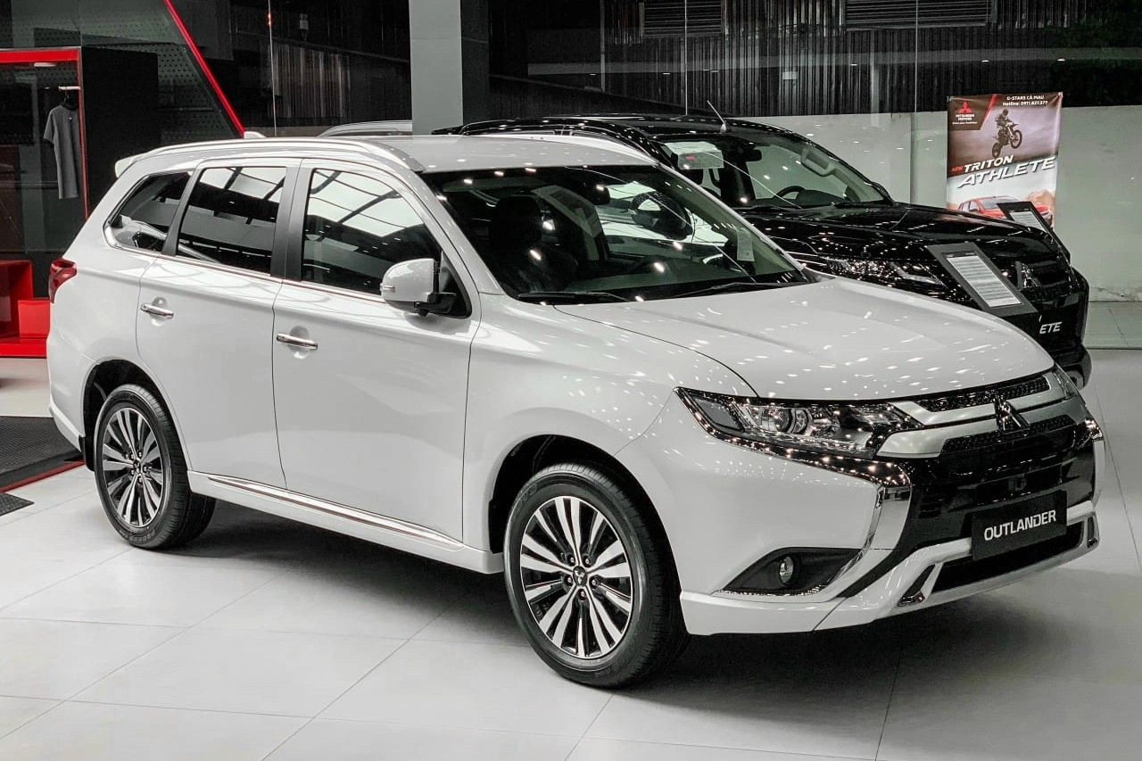 Mitsubishi Xpander 'cháy' hàng, khuyến mại 20 triệu đồng cho khách chấp nhận chờ qua đợt cuối năm - Ảnh 3.