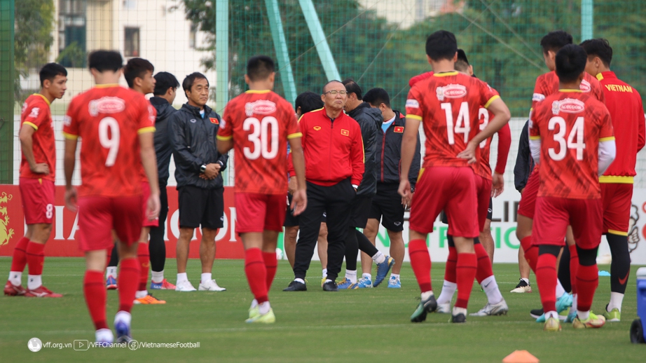 Tin nóng AFF Cup ngày 12/12: Tuyển Việt Nam thay đổi kế hoạch tập luyện