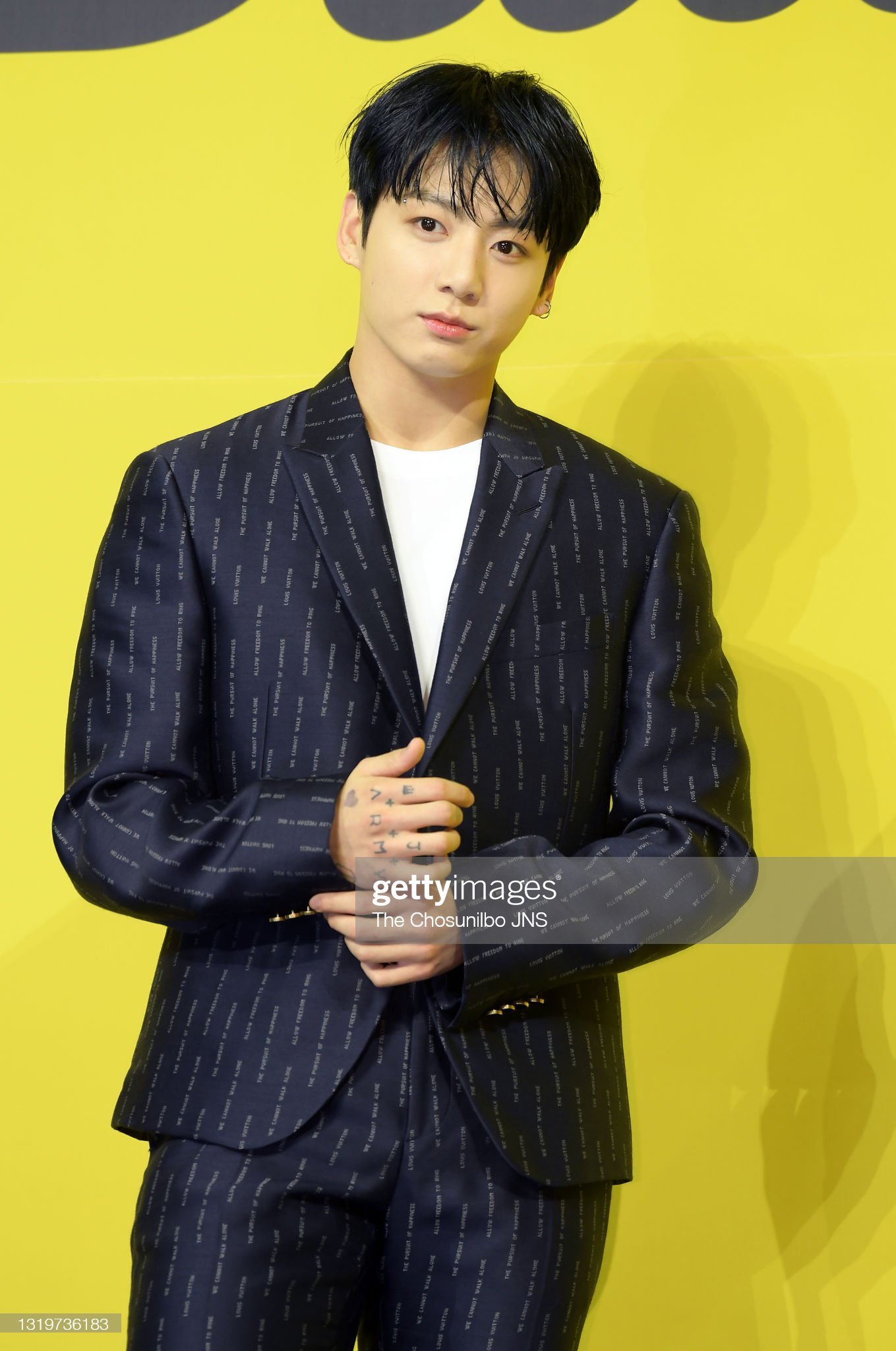 Getty Images cũng bó tay trước dàn nam thần Kpop: Cha Eun Woo - Jungkook đẹp như tượng tạc, em trai BTS và loạt mỹ nam so kè cực gắt - Ảnh 2.