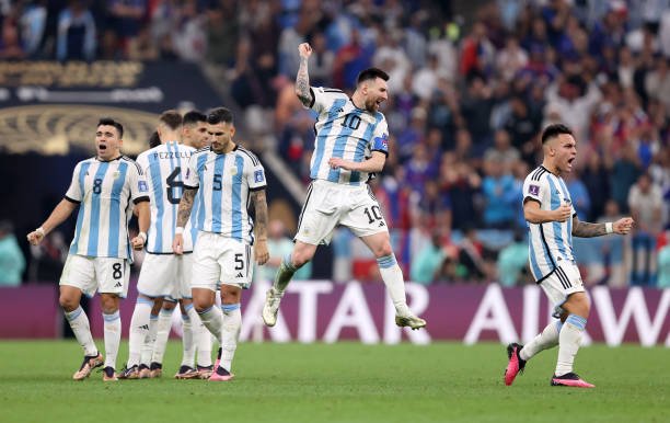 Điểm nhấn Argentina 3-3 (pen 4-2) Pháp: Messi chiến thắng số phận, giành vinh quang tột đỉnh - Ảnh 5.