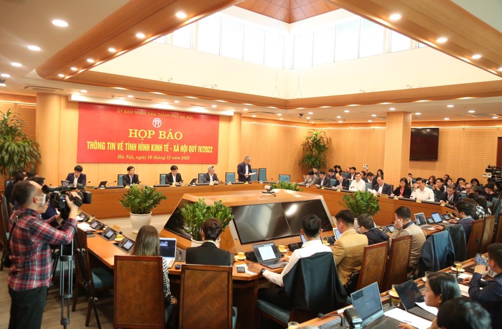 Hà Nội: Họp báo tình hình kinh tế - xã hội quý IV và năm 2022 - Ảnh 1.
