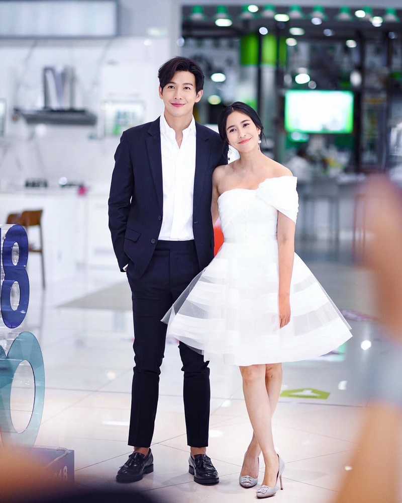 Showbiz Thái Lan 2022: Loạt cặp đôi “phim giả tình thật” có kết thúc viên mãn, một đôi bạn thân “cập bến” thành công ngay cuối năm - Ảnh 9.