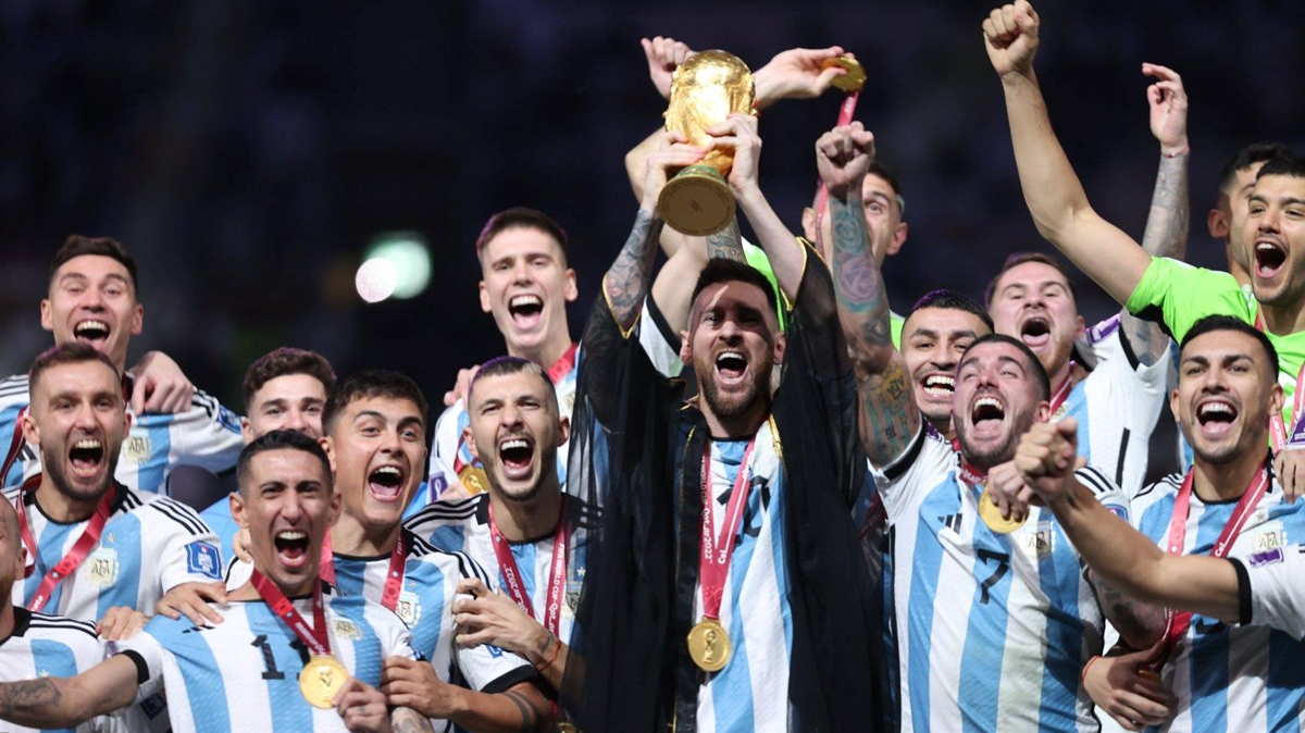 Những điều thú vị về đất nước Argentina - đương kim vô địch World Cup 2022: Chúc mừng sinh nhật bằng cách kéo tai, thịt bò được tôn sùng như 'vua'