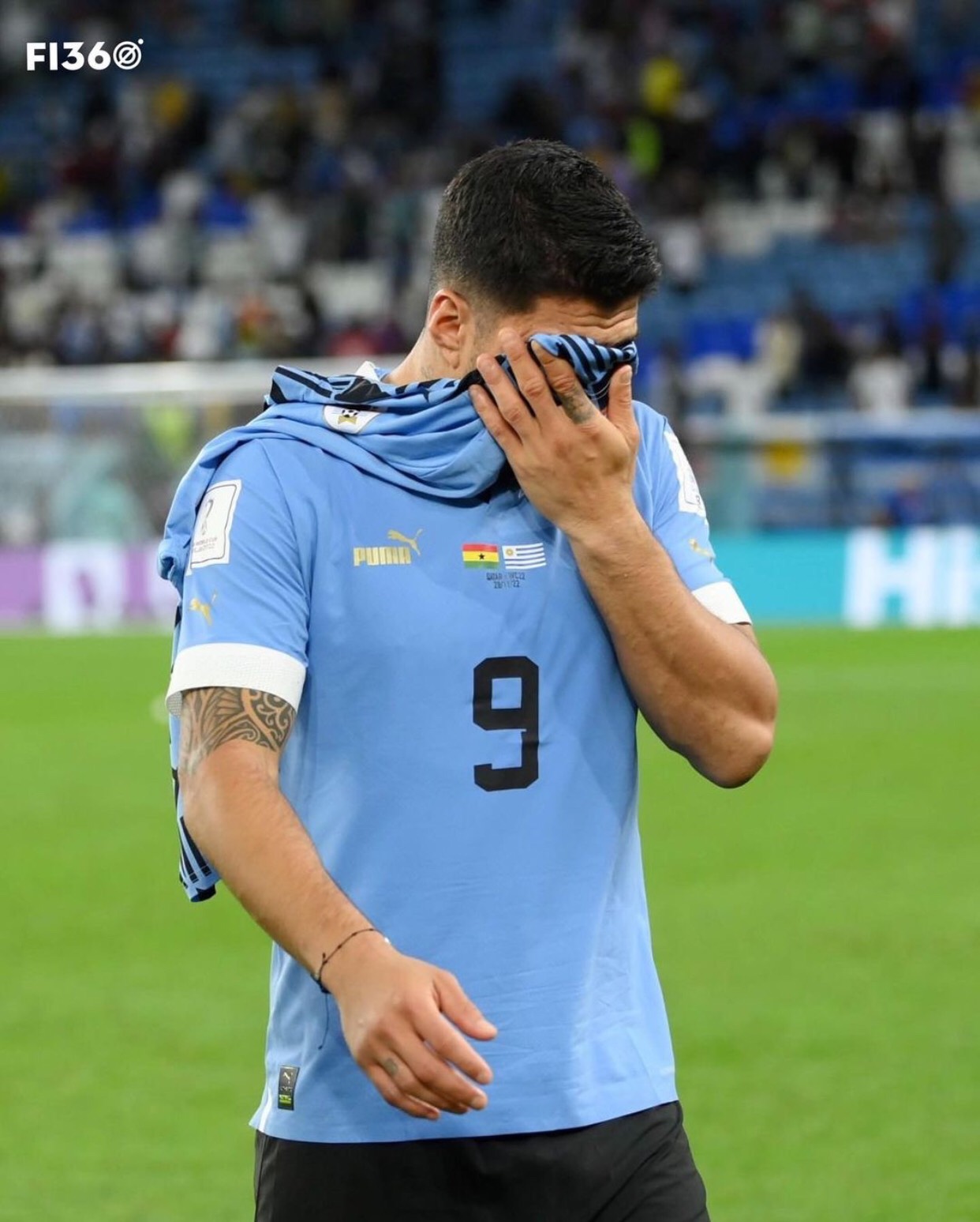 Suarez khóc nức nở khi Uruguay chính thức tạm biệt World Cup 2022 - Ảnh 9.