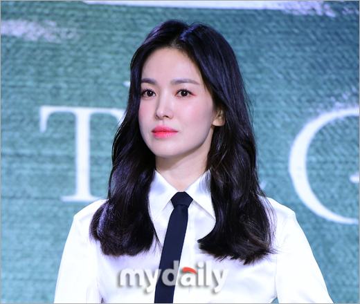 Song Hye Kyo chia sẻ cảm xúc khi được đóng vai nữ chính của 'The Glory' - Ảnh 2.