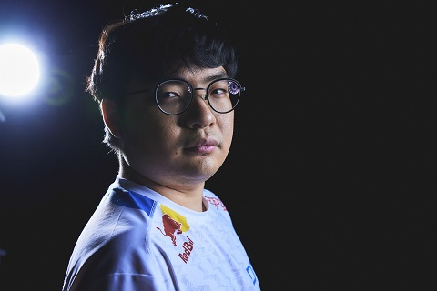 BeryL cũng &quot;nối gót&quot; Faker khi khẳng định mang skin đúng là chỉ để cho đẹp - nguồn: LoL Esports