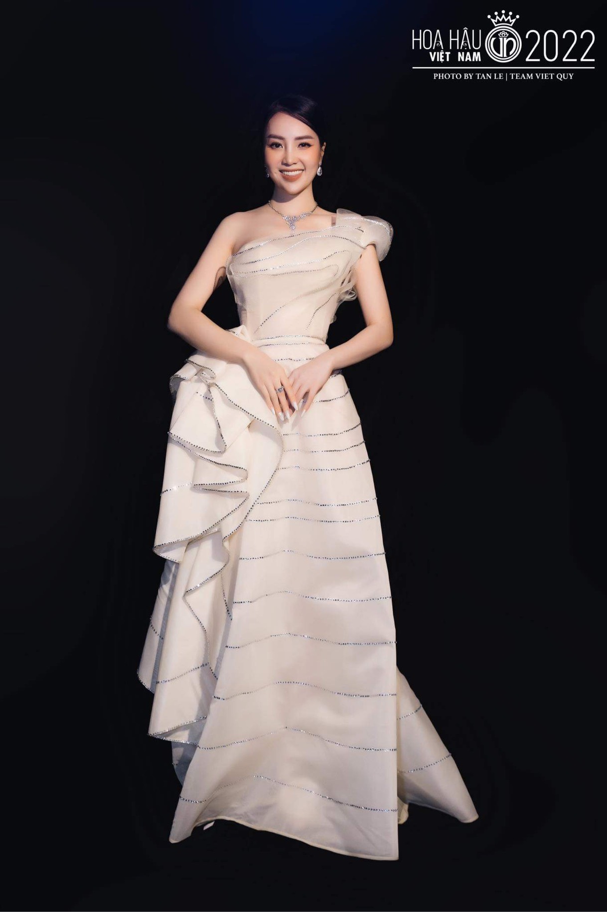 Giám khảo Hoa hậu Việt Nam 2022 - Á hậu Thụy Vân tiết lộ nguyên nhân Thanh Thủy đăng quang ngôi vị Hoa hậu, tiếc nuối nhất Hương Giang  - Ảnh 3.