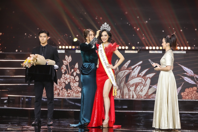 10 Hoa hậu đăng quang trong năm 2022: Người đi thi quốc tế sau 3 ngày, người trả vương miện vì lý do đặc biệt  - Ảnh 3.