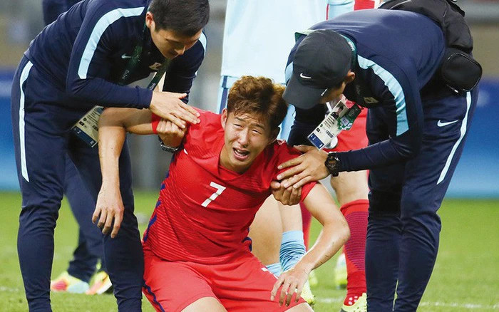 Tổng hợp những lần Son Heung Min khóc nức nở trên sân cỏ - Ảnh 22.