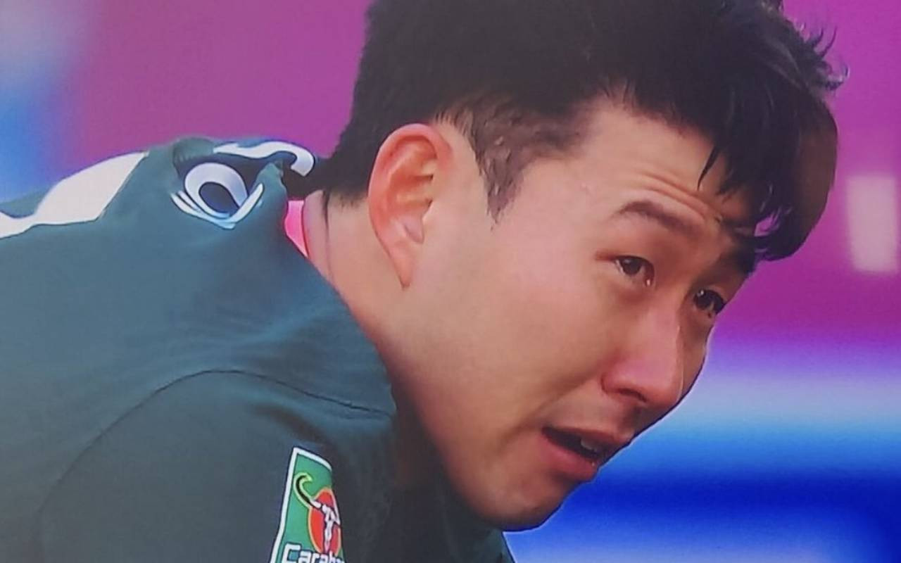 Tổng hợp những lần Son Heung Min khóc nức nở trên sân cỏ - Ảnh 11.