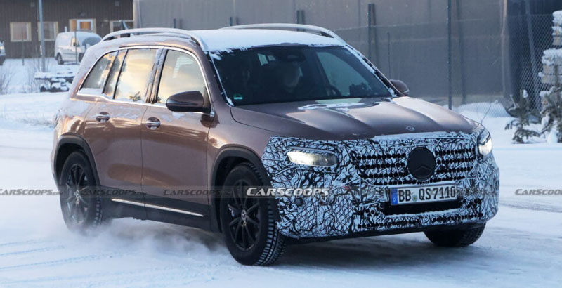 Mercedes-Benz Tiết Lộ Hình Ảnh Cận Cảnh Mẫu SUV GLA Hybrid Mới