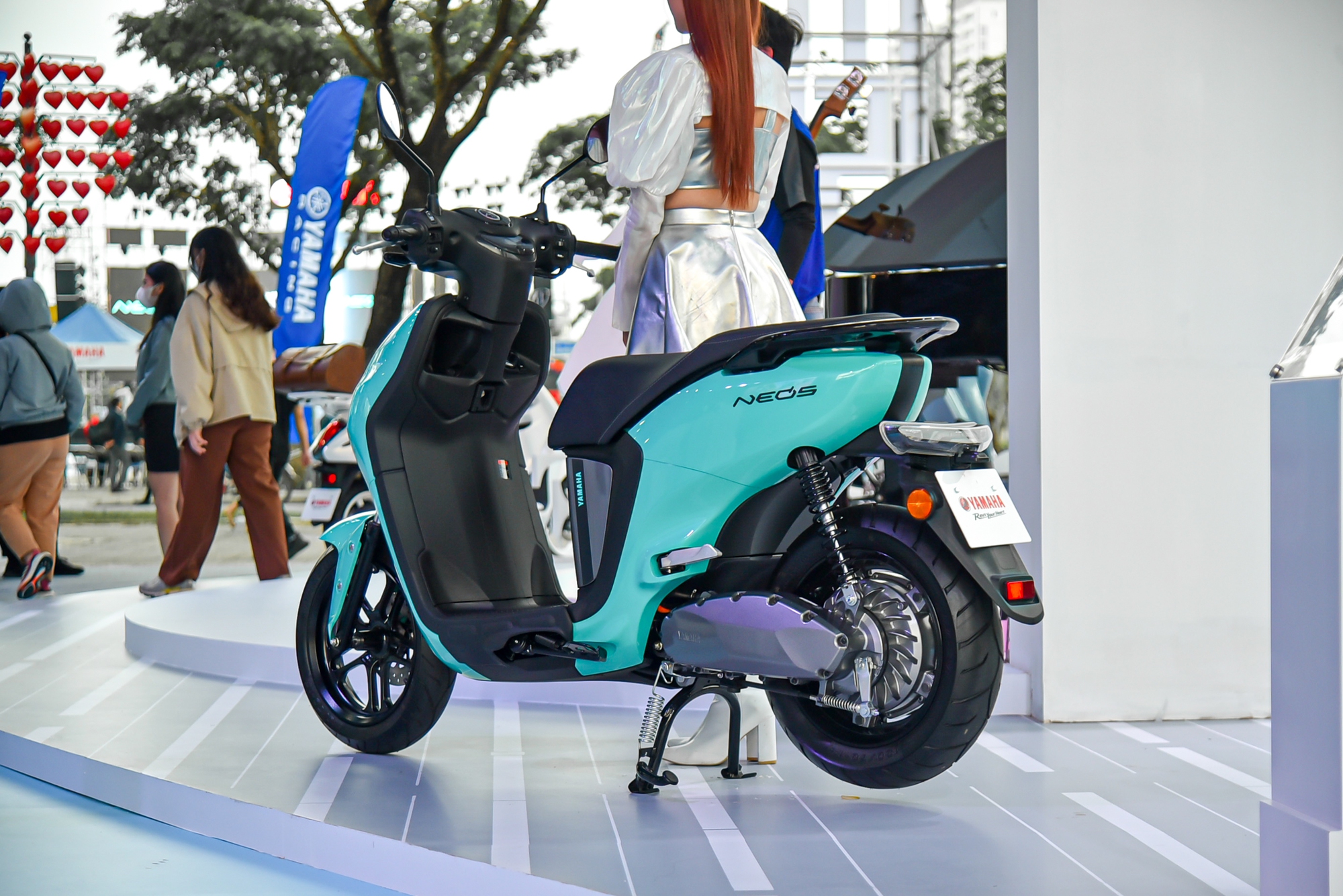 Xe điện Yamaha Neo's mở bán tại Việt Nam: Giá 50 triệu đồng, có thể đi tối đa hơn 140 km/lần sạc - Ảnh 3.