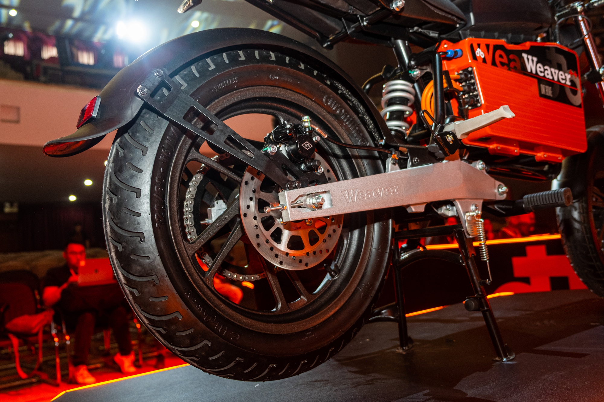 Ra mắt Dat Bike Weaver++: Giá 65,9 triệu đồng, dáng cổ điển, sạc nhanh chưa từng có tại Việt Nam - Ảnh 17.