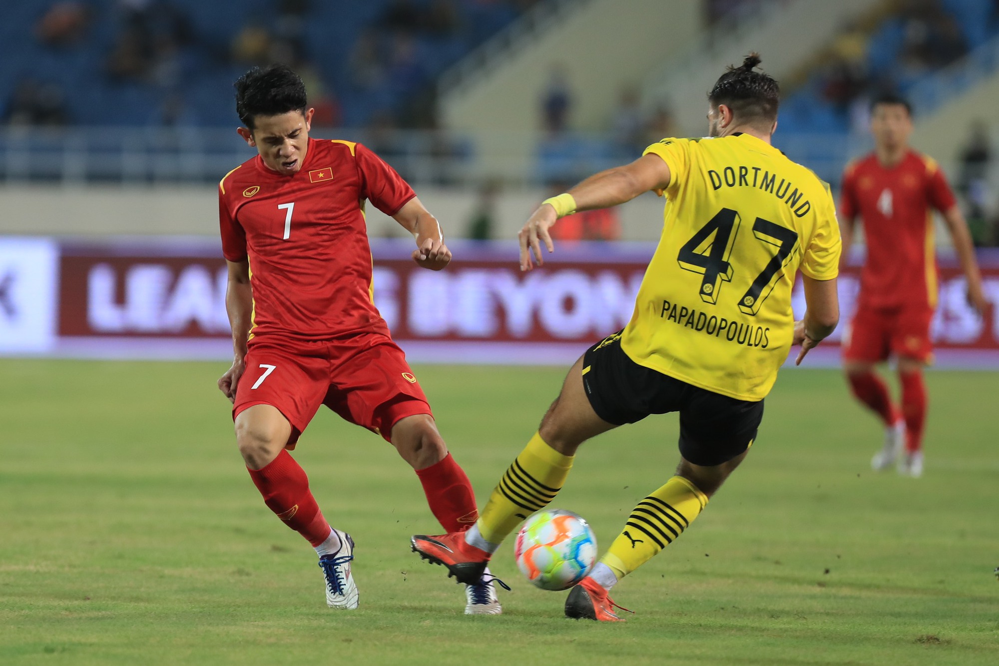 AFF Cup 2022: Hồng Duy tự tin cạnh tranh vị trí trong đội hình tuyển Việt Nam - Ảnh 1.
