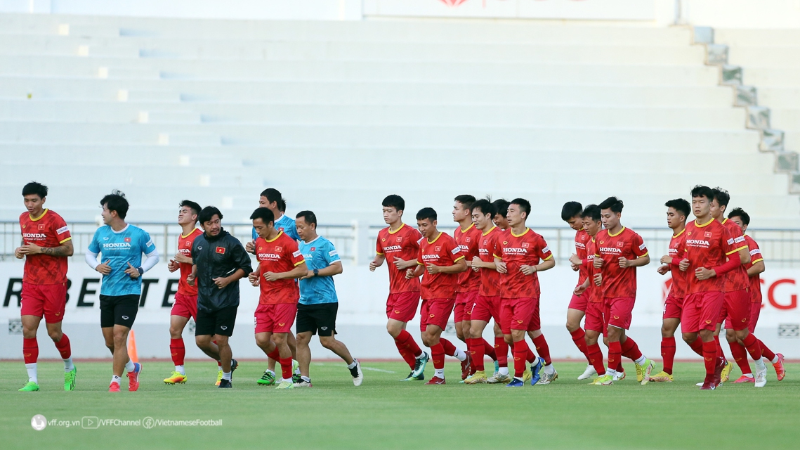 Bản tin bóng đá Việt Nam ngày 9/12: Trọng tài Thái Lan bắt trận Việt Nam đấu Philippines