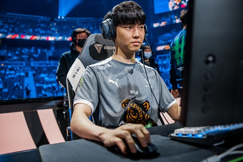 Chovy nhận định bản thân đang có xu hướng chuyển sang hỗ trợ đồng đội - nguồn: LoL Esports