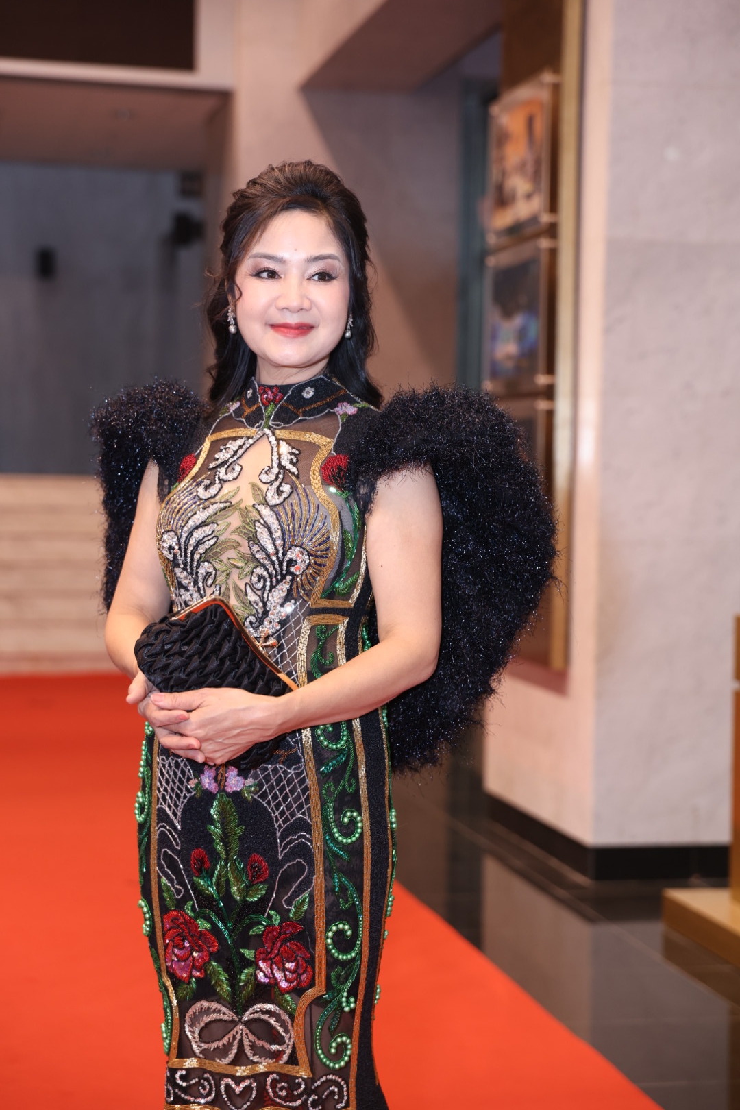 Thảm đỏ VTV Awards: Nhã Phương - Hồng Diễm đọ sắc, Thanh Sơn - Khả Ngân dính như sam - Ảnh 6.