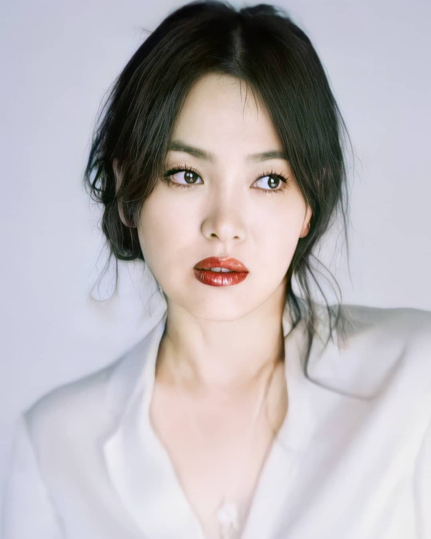 Song Hye Kyo khi hắc hóa: Fail thì nhiều, thành công đếm trên đầu ngón tay - Ảnh 6.