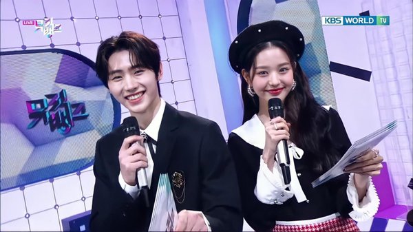 Jang Wonyoung (IVE) thôi làm MC Music Bank, cư dân mạng: &quot;Có nhiều thời gian hơn để tập hát, nhảy rồi đó!&quot; - Ảnh 3.