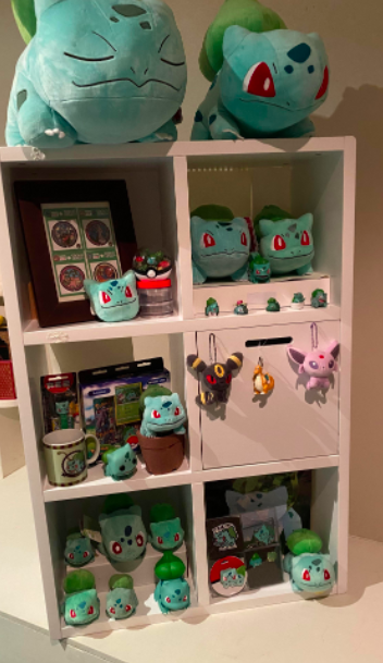 Người hâm mộ Pokémon khoe bộ sưu tập Bulbasaur, có vật phẩm được đánh giá hiếm - Ảnh 2.