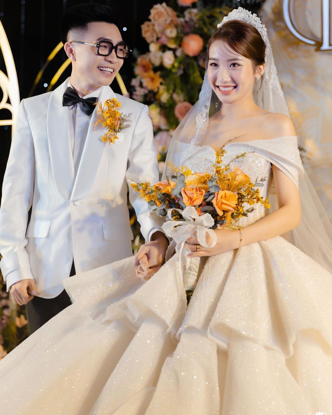 Bụt lần đầu tiên lên tiếng sau đám cưới bất ngờ cùng Huyền 204