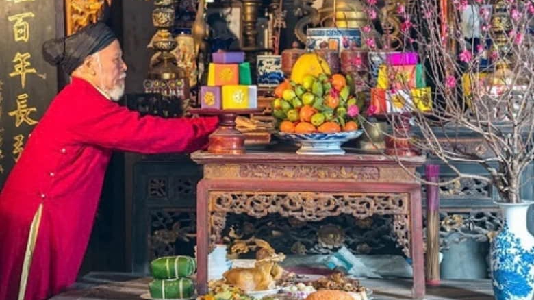 Cúng Tất niên đón năm mới 2023 vào ngày nào tốt nhất? Chi tiết bài cúng theo Văn khấn cổ truyền Việt Nam