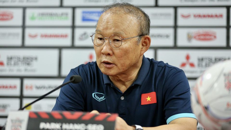 Bóng đá Việt Nam ngày 18/1: HLV Park Hang Seo bỏ ngỏ khả năng dẫn dắt đội bóng châu Á