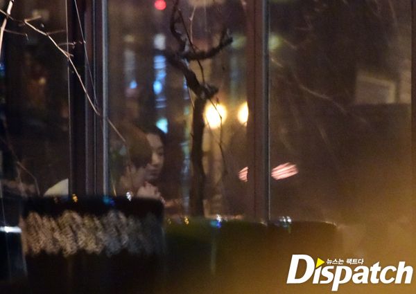 Màn phục thù của Dispatch: Theo và khui chuyện Lee Jong Suk hẹn hò tận 3 lần, sau 8 năm nam tài tử mới chịu thừa nhận - Ảnh 7.