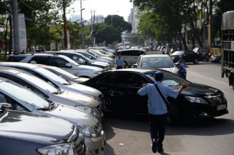 Tìm giải pháp phát triển bãi đậu xe tại Tp. Hồ Chí Minh - Ảnh 1.