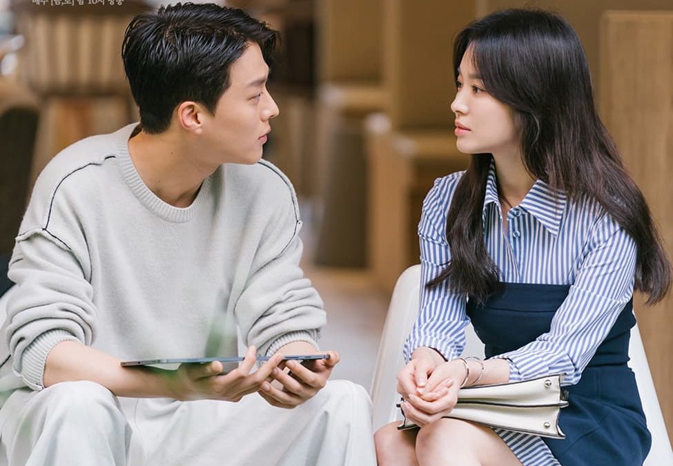Song Joong Ki - Song Hye Kyo: Cặp vợ chồng có màn trở lại kỳ tích nhất năm nay hậu ly hôn - Ảnh 8.